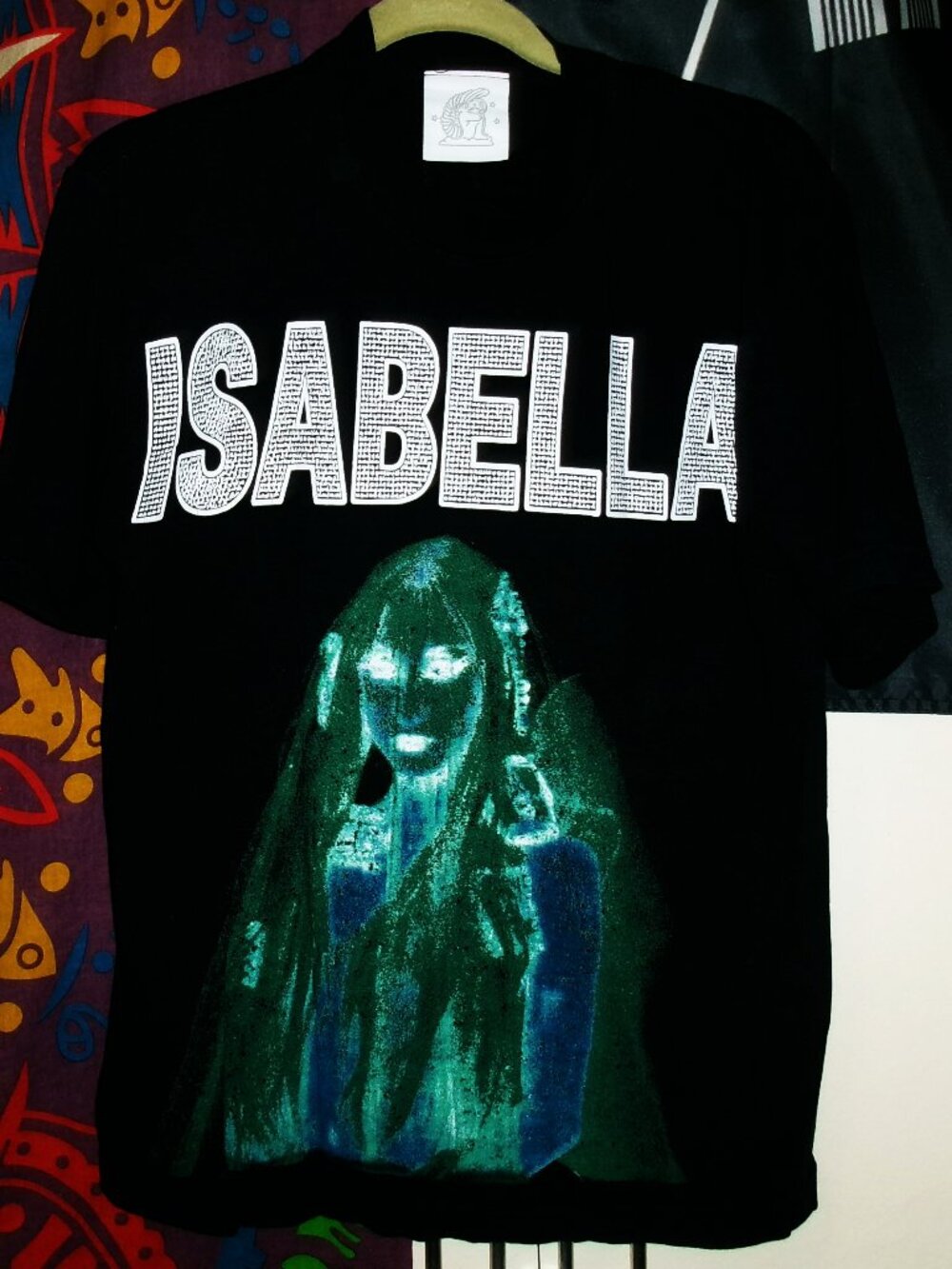 isabella vanity lovestory world tour 2025 official small unisex tee - reggaeton